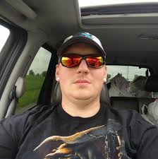 It's hard to believe God called you home 4 year's ago today. I loved you so  much all your life , I'm missing you the rest of mine. I know your happy.