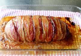 Our double meatloaf pan with insert bakes meatloaf in a raised inner pan, draining fat through holes and into the outer pan. Food Wishes Video Recipes Bacon Wrapped Buffalo Meatloaf What Have You Herd