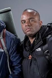 Hunted" Episode #2.3 (TV Episode 2016)