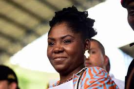 Quem é Francia Márquez, a ativista que se torna a primeira vice-presidente  negra da Colômbia