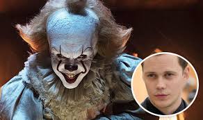Pennywise smiles in a very weird way, with his lower lip pointing sharply downward, and the effect is unsettling. It Movie Pennywise Actor S Smile Is Even Scarier Without Make Up Films Entertainment Express Co Uk