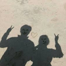 Láº¥y Follow Kye Couple Shadow Cute Couples Goals Cute Couple Pictures Samrica c sunlight shadow shadows aesthetic shadow photos. couple shadow cute couples goals
