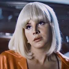 Major Lizzy Grant vibes with this wig! : r/lanadelrey