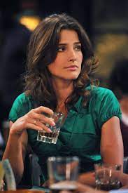 Ted mosby is relaying the story of how he met his wife to his daughter and son. Pin By K Isaac On Fav How I Met Your Mother Cobie Smulders Robin Scherbatsky