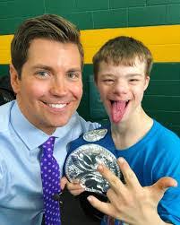 Stephen Mast's Instagram, Twitter & Facebook