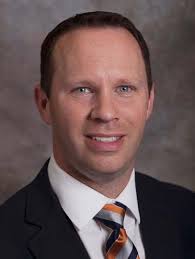 Comparing Repeat Donor Corneal Transplantation to Boston Keratoprosthesis  in Patients with Previous Graft Failure