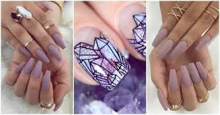 Diseño de uñas para piel morena oscura. 7 Colores De Unas Que Solo Les Van Bien A Las Morenas Yo Amo Los Zapatos Unas Para Piel Morena Unas De Colores Unas De Un Solo Color