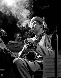 Ella Fitzgerald Louis Armstrong Autumn In New York Nice Photograph Of Dexter Gordon Any Jazz Lovers On 9gag Dexter Gordon Jazz Concert Jazz Saxophone