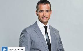 Trato de estar informado y de no hablar de lo que no se. Ivan Nunez Anuncia El Nacimiento De Su Hijo Junto A Su Pareja Brasilena Con Tierna Imagen Tv Y Espectaculo Biobiochile