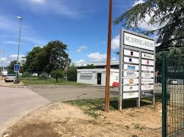 Le vendredi de 10:00 à 12:00 et de 14:00 à 17:00. Mondial Relay Saint Etienne Du Rouvray Livraison De Colis Adresse Avis