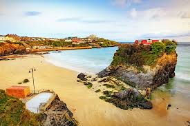 Tewynblustri) is a town on the north coast in cornwall, in the south west of england. Newquay Nightlife Surfing Attractions Toms Holidays
