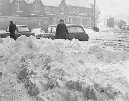 The death toll for stock killed during the freezing winter and early spring weather has hit 100,000 and is still rising, the national fallen stock company (nfsco) has said. Battling Through The Snow In 1963 Acocks Green Big Freeze Birmingham Uk History