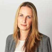 Kari Janes's Instagram, Twitter & Facebook