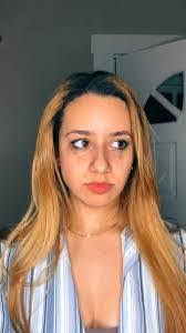 Vanessa Cosio's Instagram, Twitter & Facebook