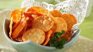 Ada keripik singkong pedas balado, keripik singkong manis sampai keripik singkong keju. Resep Keripik Ubi Keju Pedas Nikmatnya Nggak Bikin Bosan Tribun Pontianak