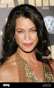 Ruth gibson hi-res stock photography and images