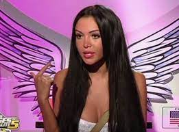 Jun 17, 2021 · les anges demain nous appartient plus belle la vie les marseillais miss france. Nabilla De Retour Dans Les Anges