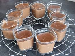 Creme Noisette Chocolat Au Lait La Passion De Dharma Recette Yaourt Recette Yaourt Maison Chocolat Noisette