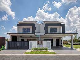 Compare 2 houses listed for sale in rasah on the most popular real estate portal in malaysia. Rimbun Impian Seremban 2 Heights New Double Storey Superlink House For Sale Nuprop