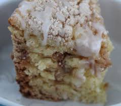 Bisquick Cinnamon Coffee Cake Two Hour Slow Cooker Cinnamon Coffee Cake Slow Cooker Desserts Cinnamon Coffee Cake Coffee Cake Recipes Easy