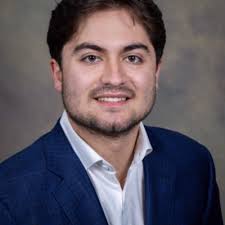 I'm very excited to announce I've started an internship at Tory Burch! I  will be working in the Financial Planning & Analysis (FP&A) department  focused