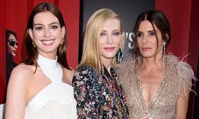 Cate blanchett and sandra bullock are spotted filming scenes for ocean's eight in new york city. Anne Hathaway Rihanna And Cate Blanchett Wow At Ocean S 8 Premiere In New York Hello