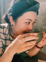 18K金鑽石紅寶石線戒She is系列Leah