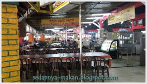 Restoran ini merupakan tempat makan di riau yang murah dan juga strategis. Makan Jika Sedap Sedapnya Makan Seafood Yang Fresh Di Medan Selera Ikan Bakar Jeti Kuala Perlis