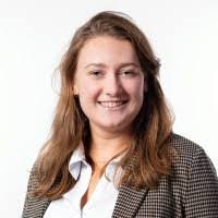 Julia Harder's Instagram, Twitter & Facebook