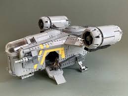 The Razor Crest Crest Lego Mandalorian Moc Razor Razorcrest Spaceship Starwars Winternailsacrylic2019 Lego Lego Mandalorian Lego Star