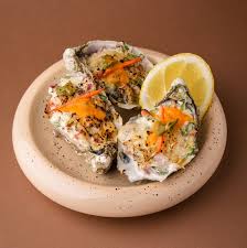 Mix in garlic and pernod, if desired. You Don T Have To Be A Chef To Broil Your Own Oysters At Home