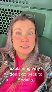 #sedalia #missouri #trailerparkkid #nevergoingback #literally #allmycousins  #mymom #myuncle #mydadwhoisdead #mycousinscousins #mycousinskids  #didimentionmymom