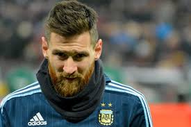 Lionel messi was often forced to drop deep and act as argentina's playmaker, limiting his effectiveness up front. Weltmeisterschaft 2018 Lionel Messi Liebesbotschaft Von Antonella Eiszeit Mit Jorge Sampaoli