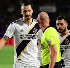 Du unterstützt deinen lieblingsklub bei jedem heimspiel im stadion? Fussball Schmid Nicht Mehr Trainer Von Ibrahimovic Klub L A Galaxy Welt
