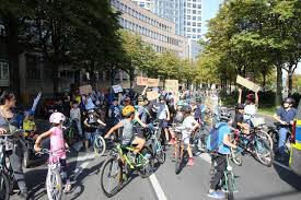 Kidical Mass Soll Den Dortmunder Rat Zum Umdenken Bewegen 1100 Kinder Und Erwachsene Radelten Fur Bessere Wege Dortmund Ost