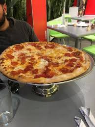 Toutes les pizzas contiennent la base suivante : Here Visiting From Ohio And Stopped As A Suggestion From My Son Omgosh I M Glad I Did Th Picture Of Napoli Pizza Las Vegas Tripadvisor