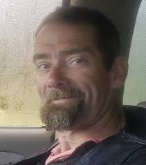 Sammy Crews's Instagram, Twitter & Facebook