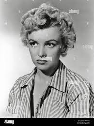 Marilyn Keith's Instagram, Twitter & Facebook