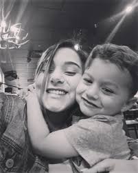 Paola Perez (@paoperezloz) • Instagram photos and videos