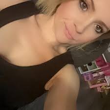 How many swimsuits should you pack for a trip?