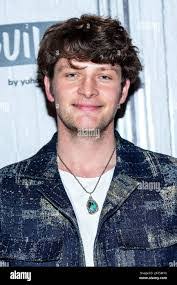 Steve Tressler's Instagram, Twitter & Facebook