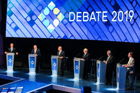 President donald trump and former vice president joe biden participate in the second 2020 presidential debate at belmont university in nashville, tn. Duros Ataques De Fernandez A Macri En El Primer Debate Presidencial Internacional