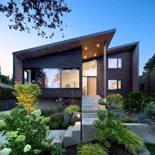 An Ordinary Suburban Home In Vancouver Is Given A Modern Edge House Exterior Contemporary House Design Modern Architecture