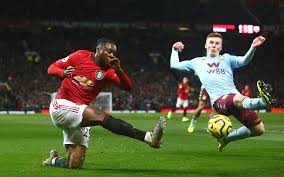 It shows all personal information about the players, including age, nationality, contract duration and current market. Uberrollt Man United Auch Aston Villa Oddset Wetten