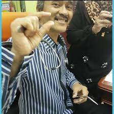 Kalau rasa tercekik tu, time tercekik tu ah, cepat cepat pusingkan pinggan 3 kali sambil berselawat. Ilmu Tercekek Tulang Ikan Artikel Drrich Drrahim 2 0 Facebook