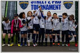 Street 2 Pro Football...