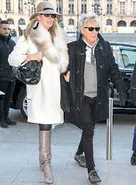 Discover penny lancaster's biography, age, height, physical stats, dating/affairs, family and career updates. Rod Stewart 73 Looks Worse For Wear As He Clambers Into Car After Date With Wife Penny Celebrity News Showbiz Tv Express Co Uk