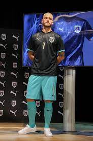 Adidas dfb damen fußball trikot wm 2018 auswärtstrikot trainings jersey langarm. Die Ofb Trikots Seit 2008 Von Der Em 2008 Bis 2019 Die Trikots Von Osterreichs Fussball Nationalteam Kleinezeitung At