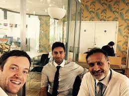 Green Light Pharmacy Meeting With Atul And Sachin Lincoln Pharmacy At Paper Cup St Paul S Way Bow Network 6 Pharmacies I Tower Hamlets Saint Paul Selfie