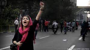 Iran has not vaccinated bus and taxi drivers in the capital tehran, where hundreds have died of covid so far. Frauen Treiben Wandel Im Iran Voran Asien Dw 10 02 2019